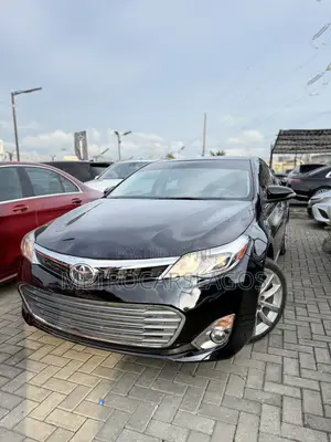 Toyota Avalon XLE 4dr Sedan (3.5L 6cyl 6A) 2014 Black