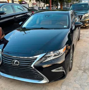 Lexus ES 2016 Black