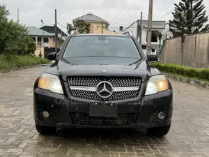 Mercedes-Benz GLK-Class 2010 Black