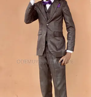 Men Suit in Navy Blue and Black