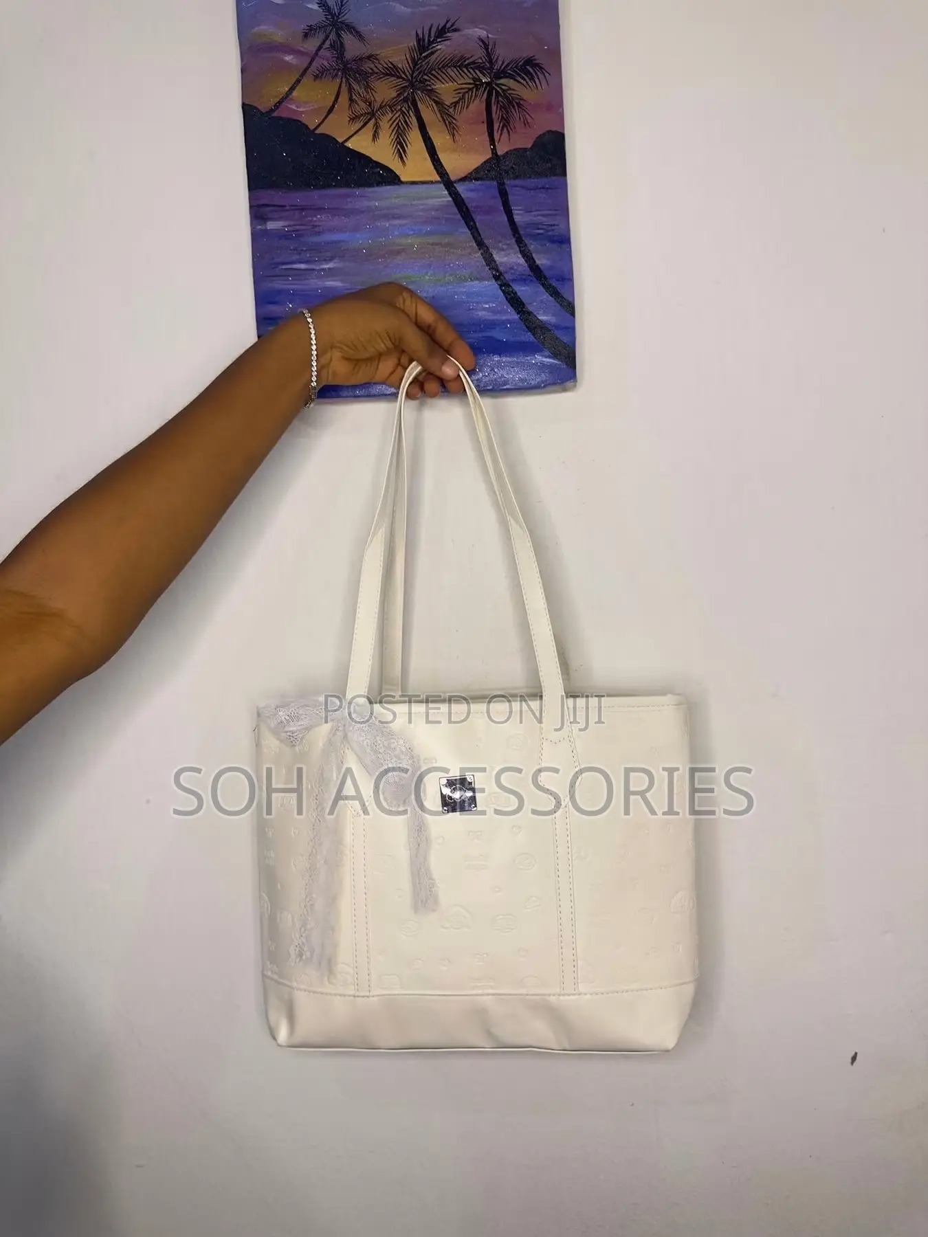 Spacious Leather Tote Bags