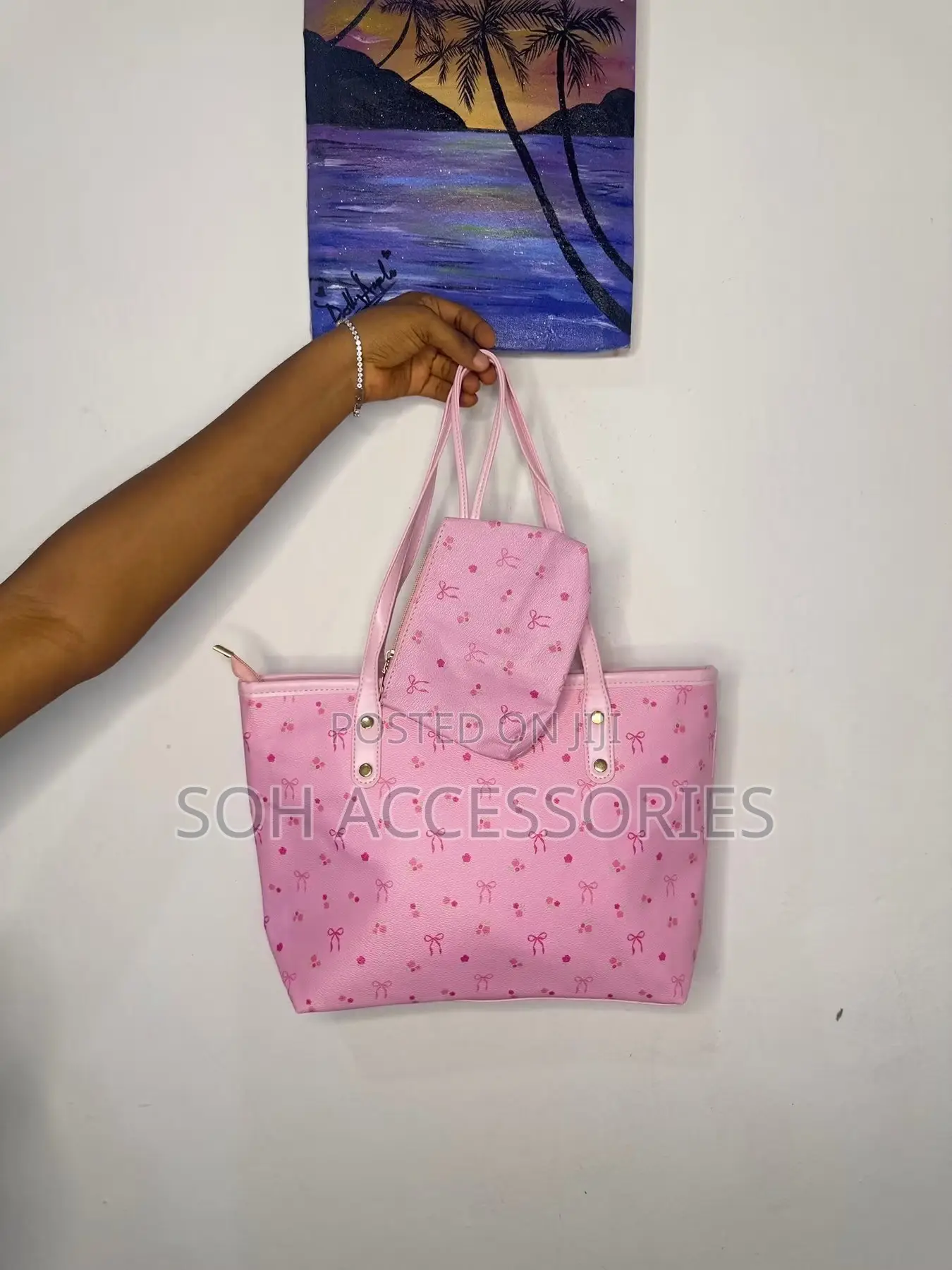 Spacious Leather Tote Bags