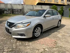 Nissan Altima 2017 Silver
