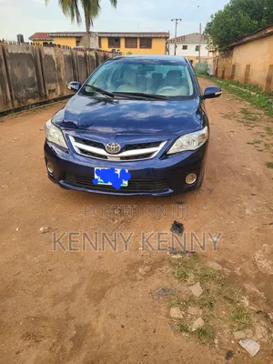Toyota Corolla 2010 Blue