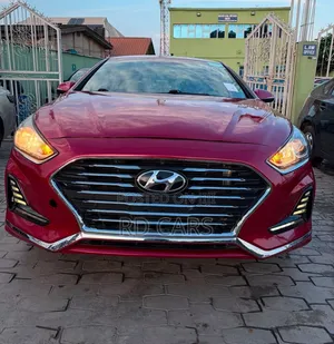 Hyundai Sonata 2018 Red