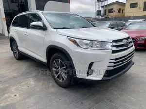 Toyota Highlander 2019 White