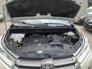 Toyota Highlander 2019 White