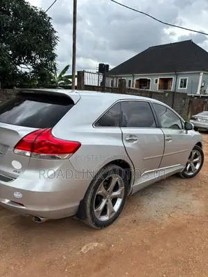 Toyota Venza 2012 Silver