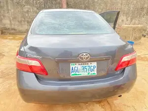 Toyota Camry 2.4 LE 2008 Gray