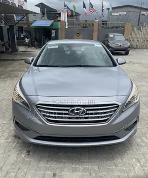 Hyundai Sonata Sport 2.0T Sedan FWD (2.0L 4cyl 6A) 2017 Green
