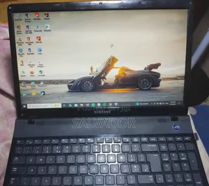 Laptop Samsung NP300E5A 8GB Intel Core i5 HDD+SSD 256GB