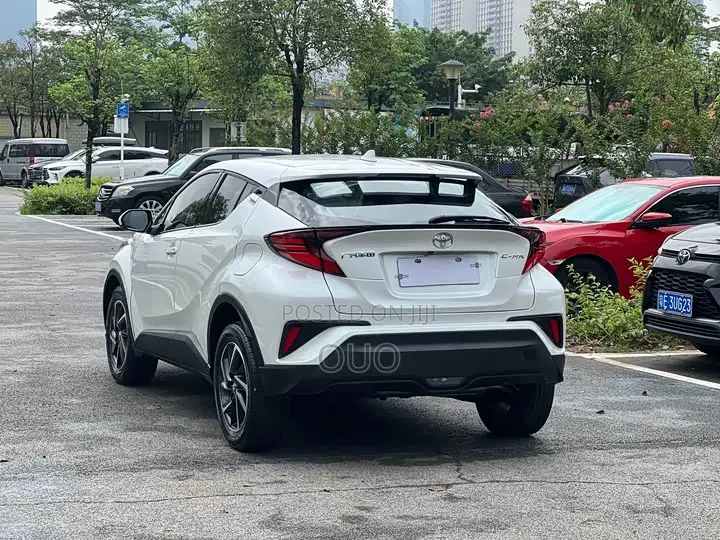 Toyota C-HR 2021 White