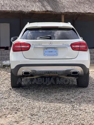 Mercedes-Benz GLA 250 2015 White