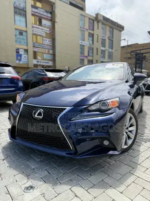 Lexus IS 250 2015 Blue