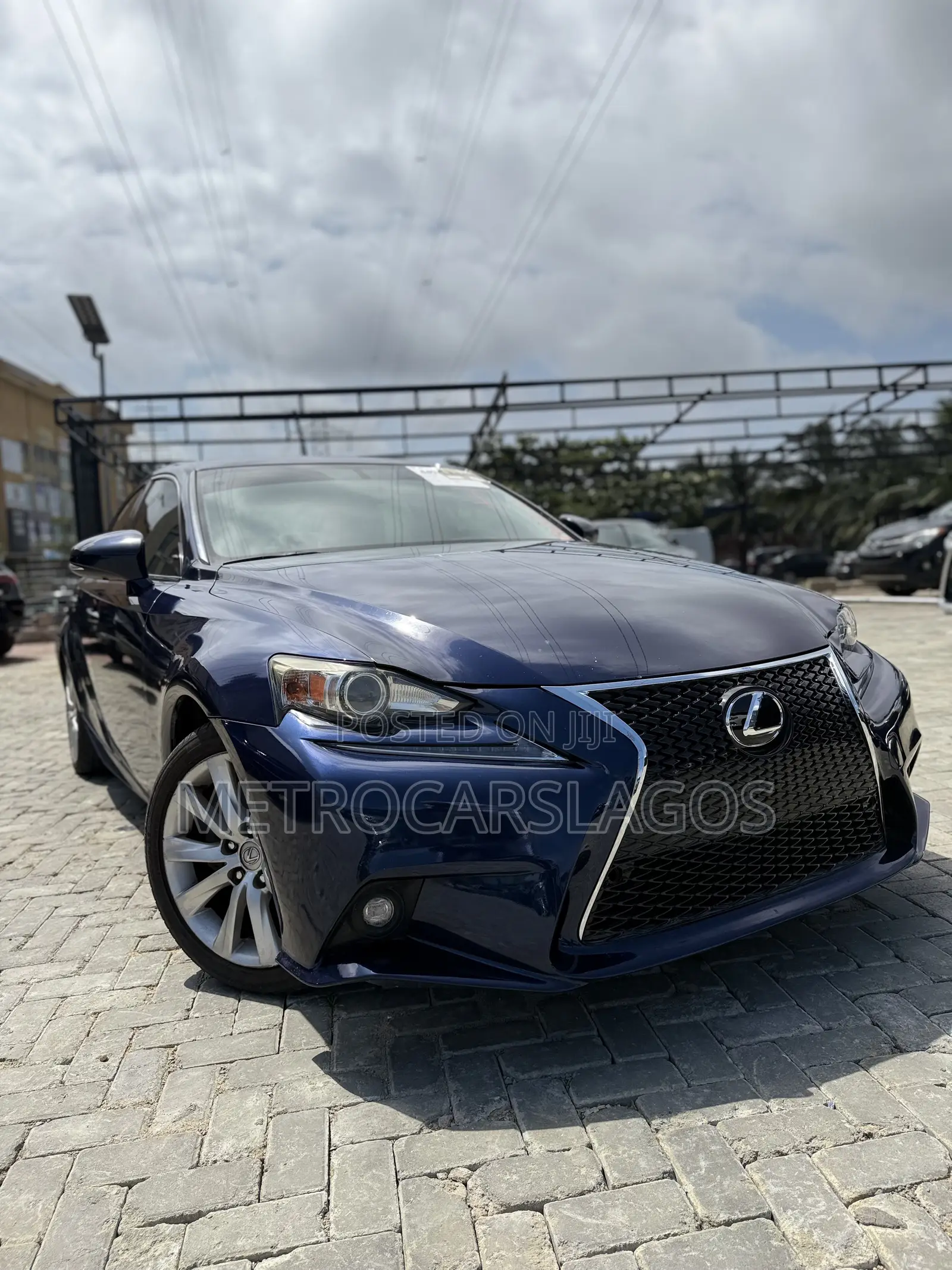 Lexus IS 250 2015 Blue