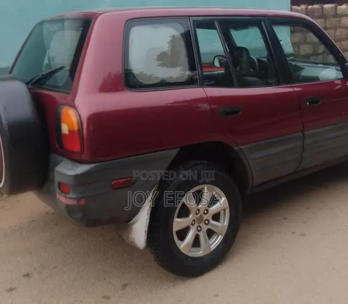 Toyota RAV4 Automatic 2000