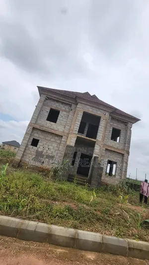 4bdrm Duplex in Kanma Estate, Lugbe District for sale