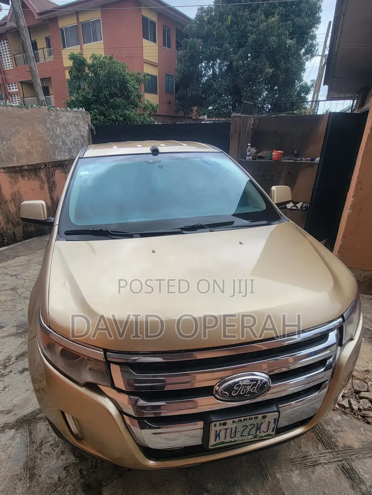 Ford Edge 2011 Gold