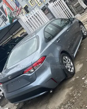 Toyota Corolla LE Eco (1.8L 4cyl 2A) 2019 Gray