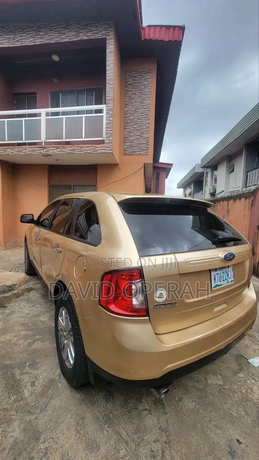 Ford Edge 2011 Gold