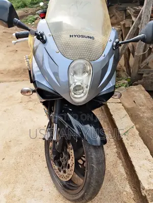 Hyosung GT250R 2014