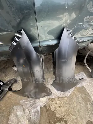 Lexus Lx570 Fender 2017/2020