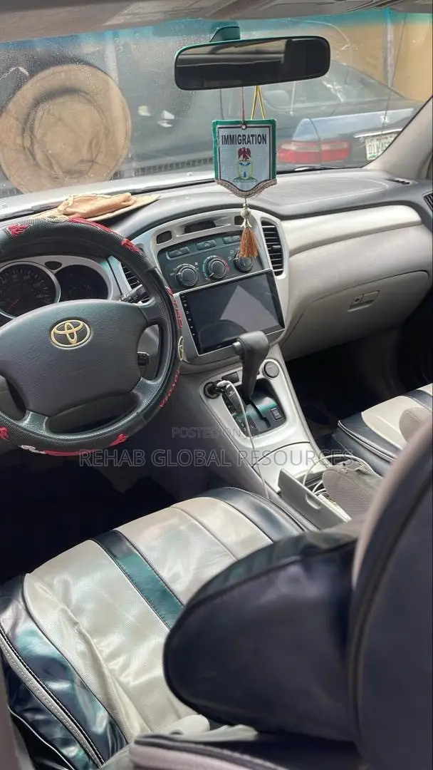 Toyota Highlander V6 2006 Silver