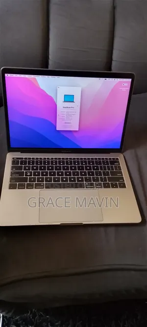 Laptop Apple MacBook 2017 8GB Intel Core i5 SSD 250GB