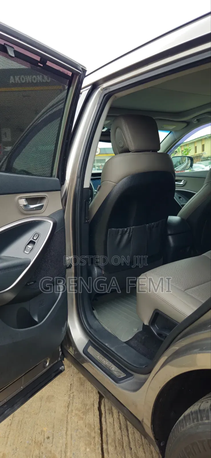 Hyundai Santa Fe 2017 Gray
