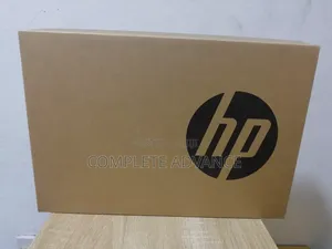 New Laptop HP 14z 4GB AMD A8 SSD 256GB
