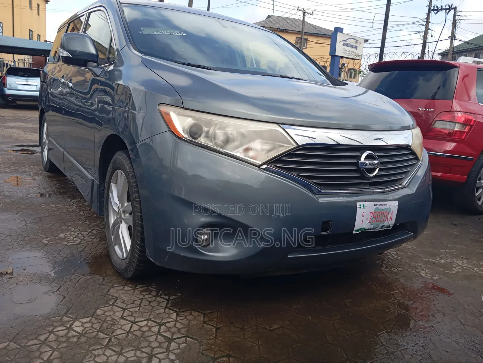 Nissan Quest 2012 Gray