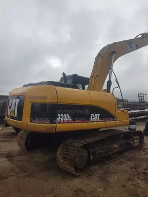 Longboom Cat 320dl