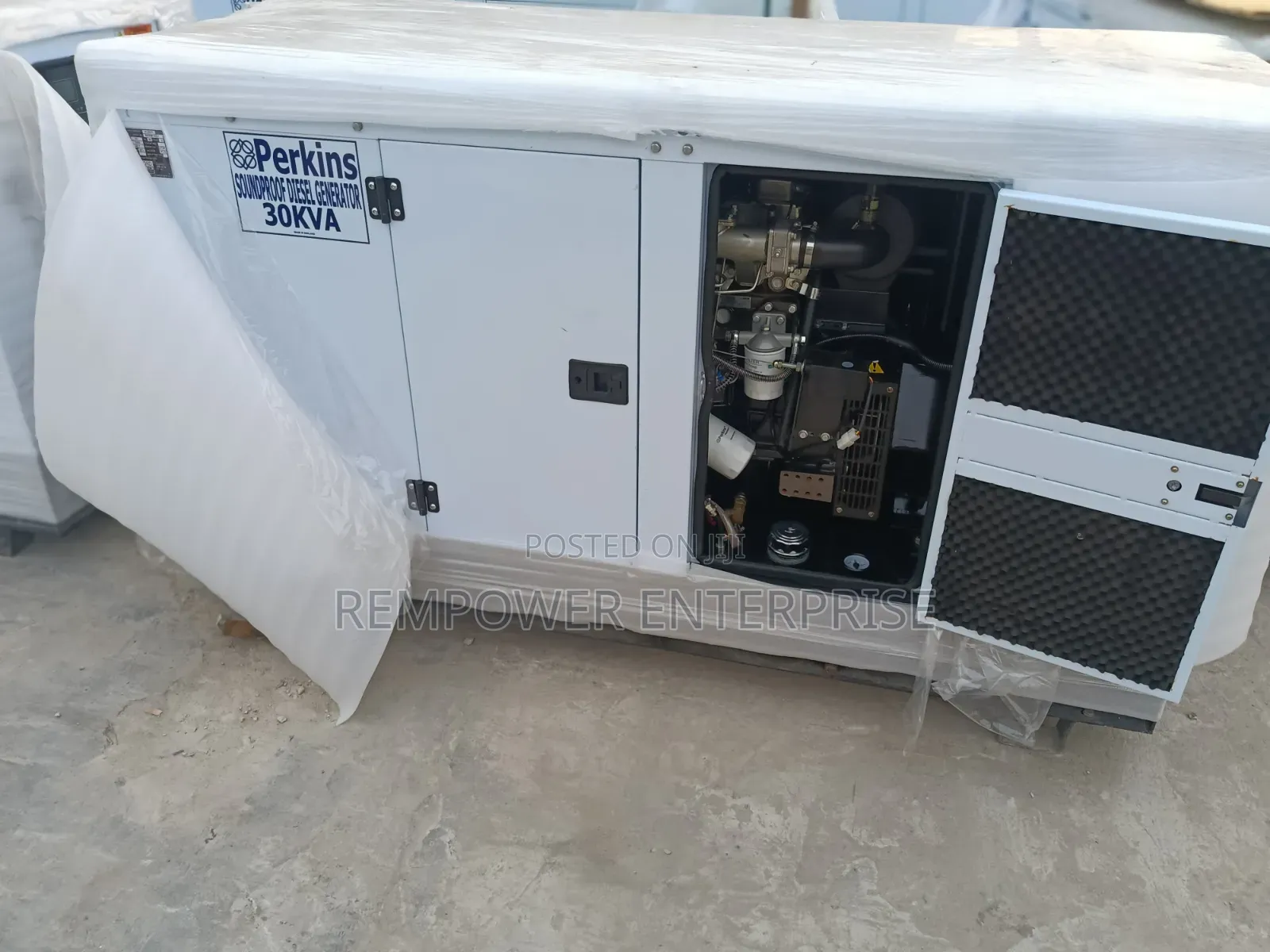  Perkins 30kva Soundproof Generator