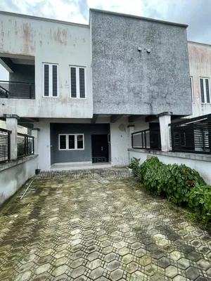 3bdrm Duplex in Cele Medu Ibeju, Awoyaya for rent