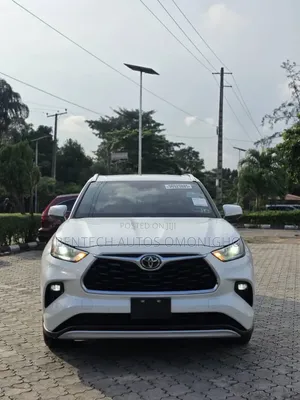 Toyota Highlander Platinum AWD 2020 White