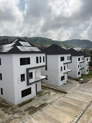 5bdrm Duplex in Katampe Extension for sale