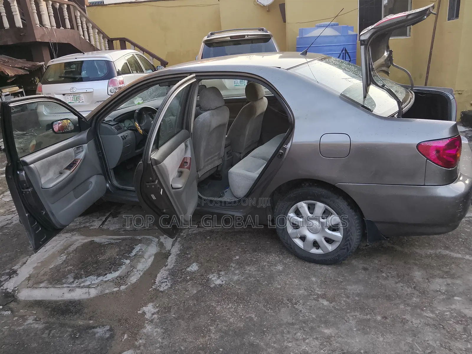 Toyota Corolla LE 2004 Gray