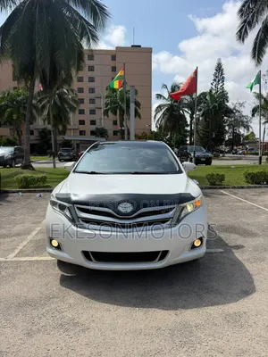 Toyota Venza Limited AWD V6 2013 White