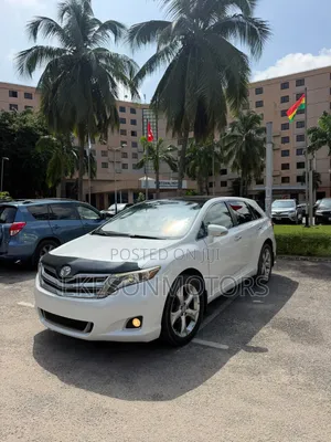 Toyota Venza Limited AWD V6 2013 White