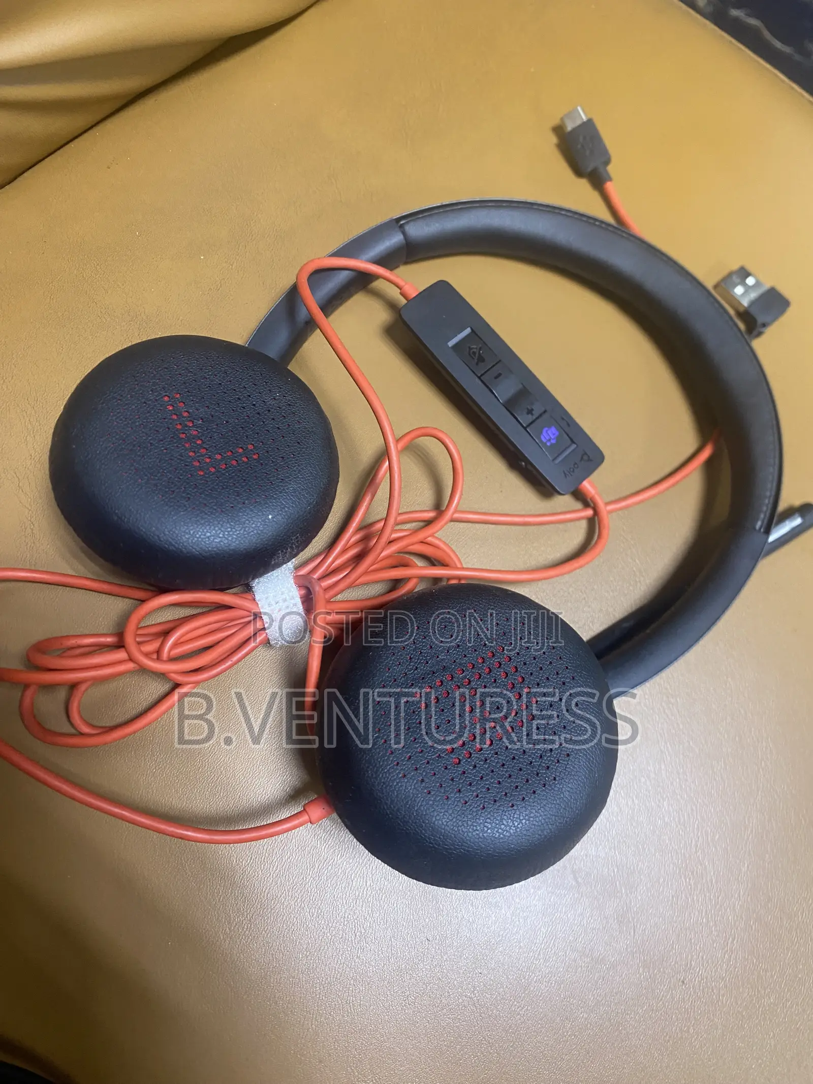 Poly Blackwire Series 8225