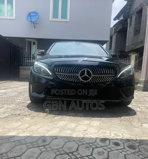 Mercedes-Benz C300 Base Sedan RWD (2.0L 4cyl 7A) 2016 Black
