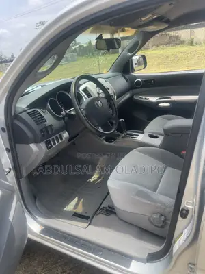 Toyota Tacoma 2006 Silver