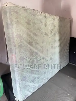 4by6 Bed and Bed Frame With 4pillow Case