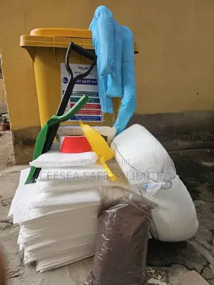 Oil Spill Kit 240ltrs