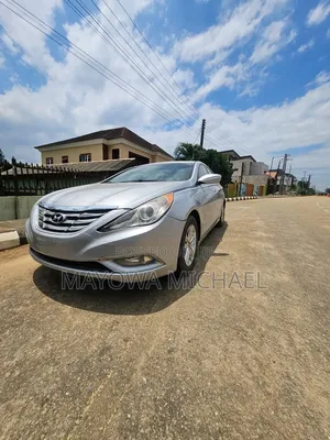 Hyundai Sonata 2012 Silver