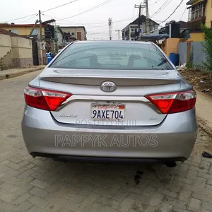 Toyota Camry 2015 Silver