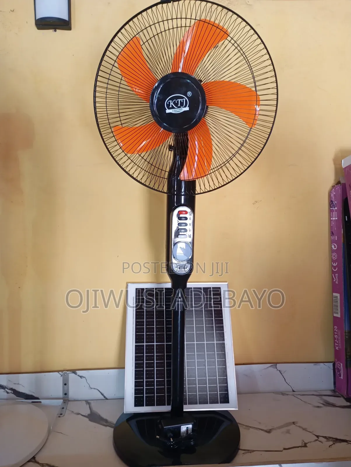 Solar Rechargeable Fan
