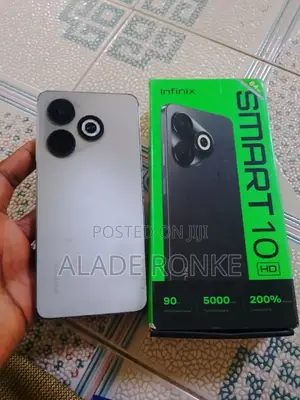 Infinix Smart 10 HD 64 GB Silver