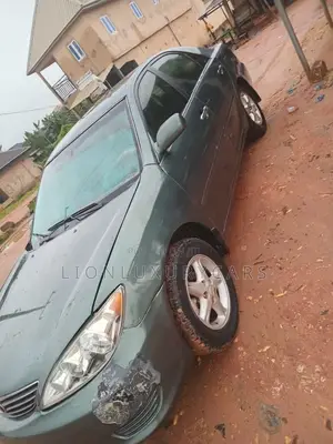 Toyota Camry 2004 Green