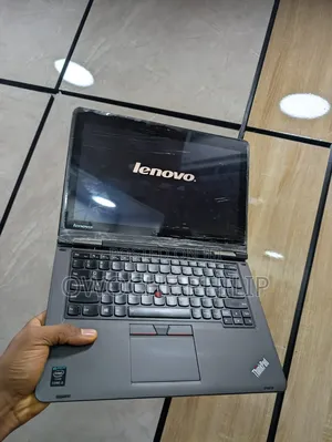 Laptop Lenovo ThinkPad Yoga 4GB Intel Core i3 HDD 500GB